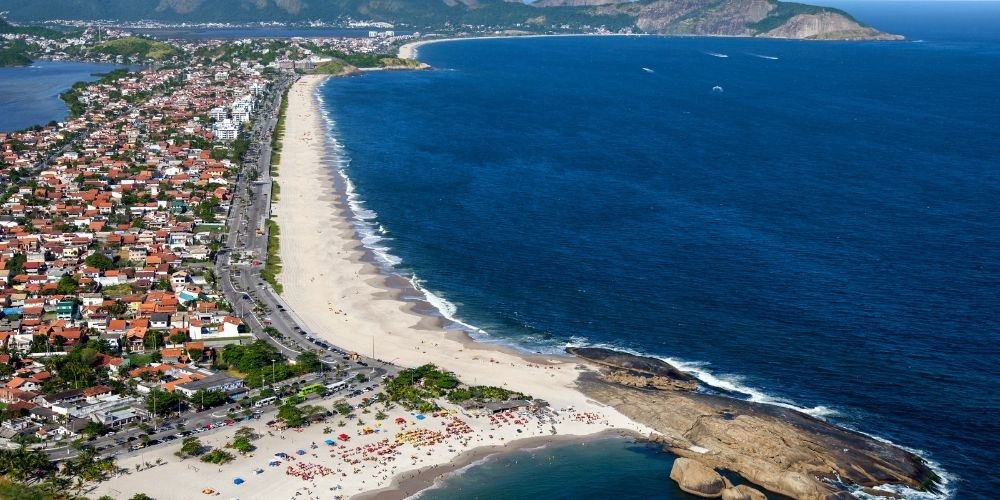 As Melhores Praias de Niterói: Um Guia Completo