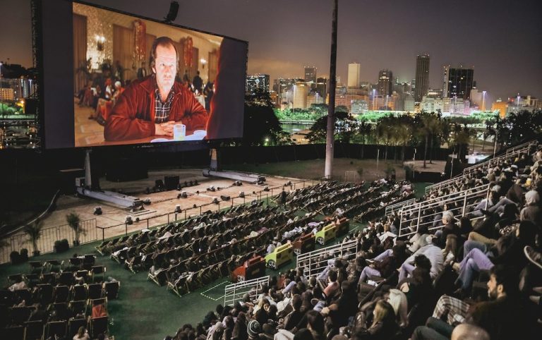 Cinemas ao Ar Livre no Rio de Janeiro: Guia Completo para Cinéfilos