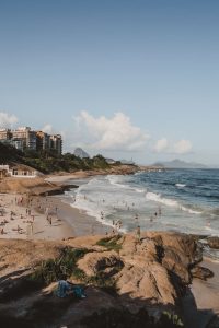 Arpoador: surf e pôr-do-sol à moda carioca